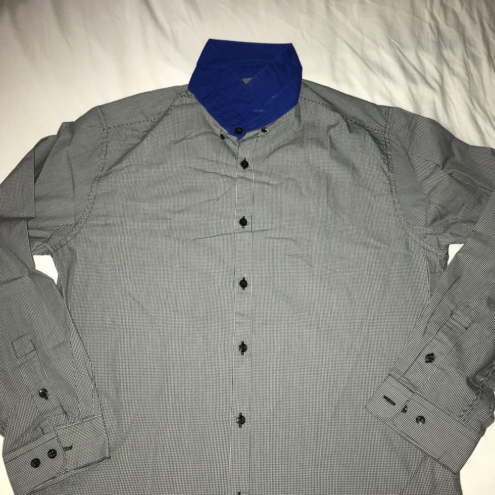 B/W checkered Shirt w/ Royal Blue Collar